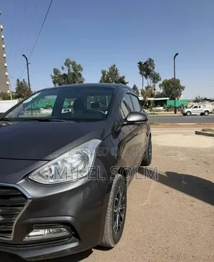 Hyundai Grandeur 2022 Black
