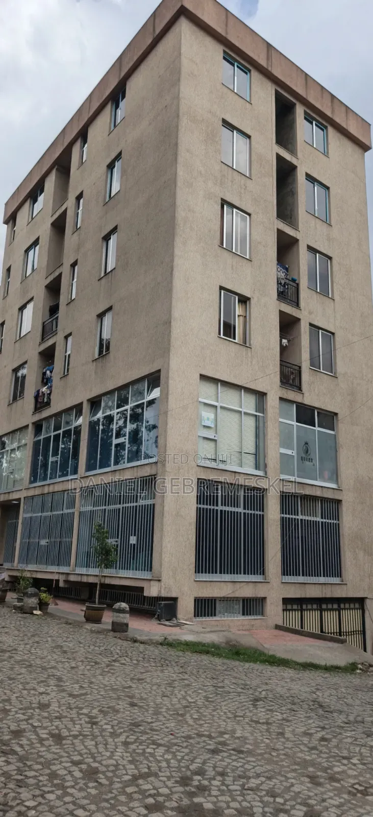 15bdrm Duplex in ፩, Bole for sale