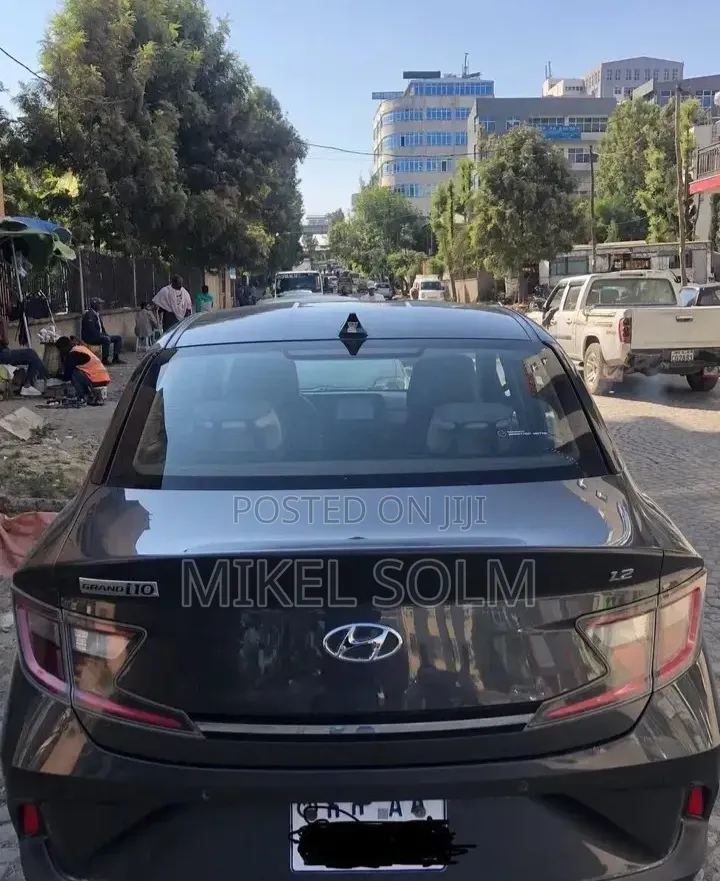 Hyundai Grandeur 2022 Black