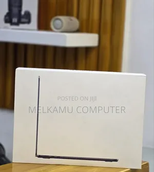 New Laptop Apple MacBook Air 2026 M5 16GB Apple M5 SSD 512GB