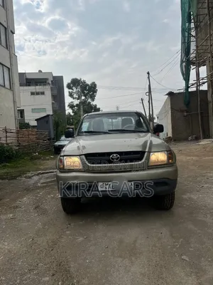 Toyota Hilux 2.5 Cab 2005 Gray
