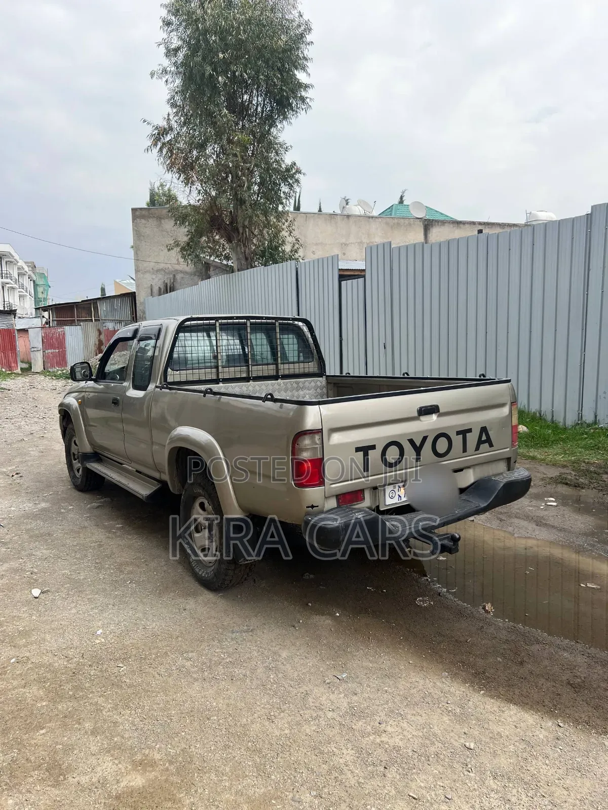Toyota Hilux 2.5 Cab 2005 Gray