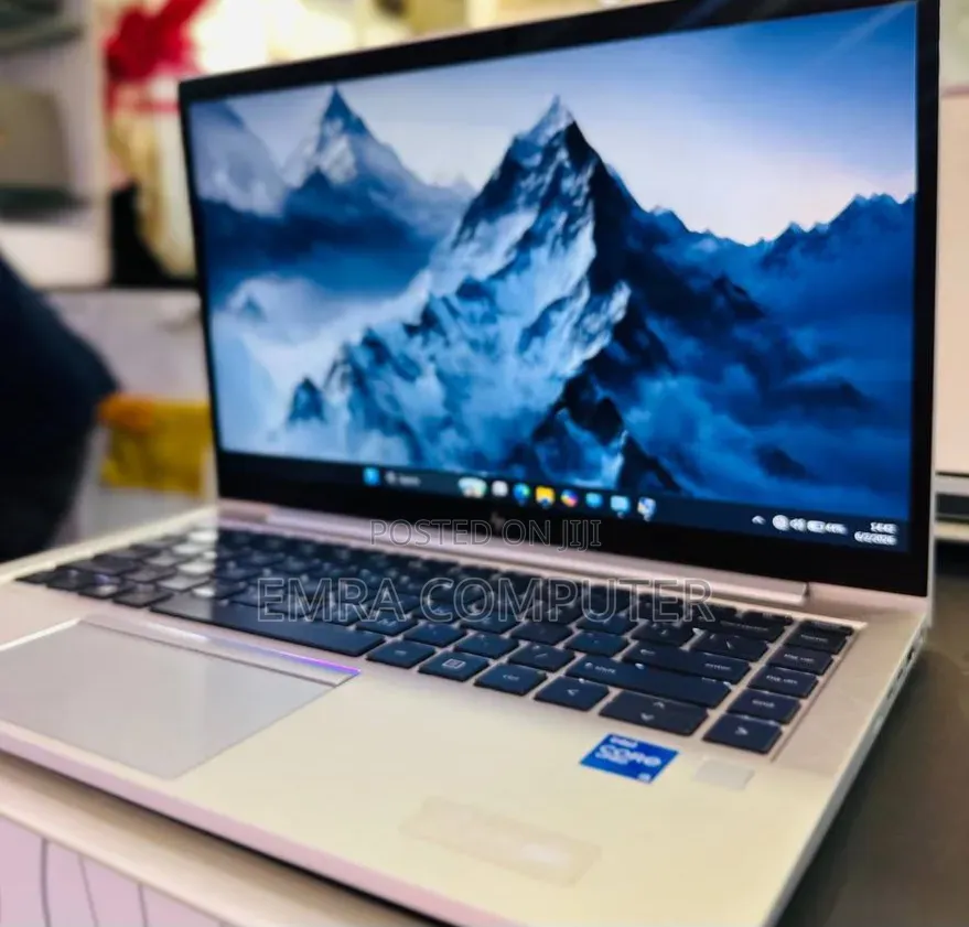 New Laptop HP 16GB Intel Core i5 SSD 512GB