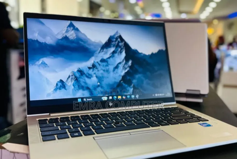 New Laptop HP 16GB Intel Core i5 SSD 512GB