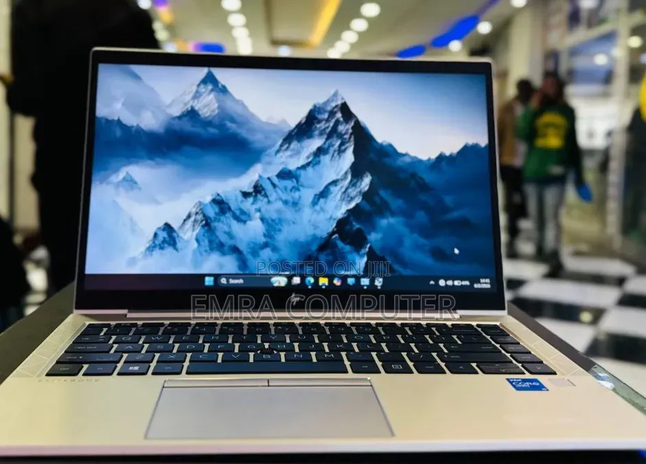 New Laptop HP 16GB Intel Core i5 SSD 512GB