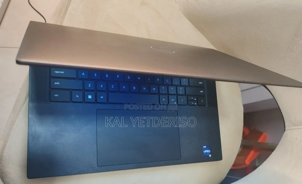 New Laptop Dell 32GB Intel Core i9 SSD 1T