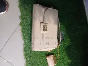 የሴት Brand Bags