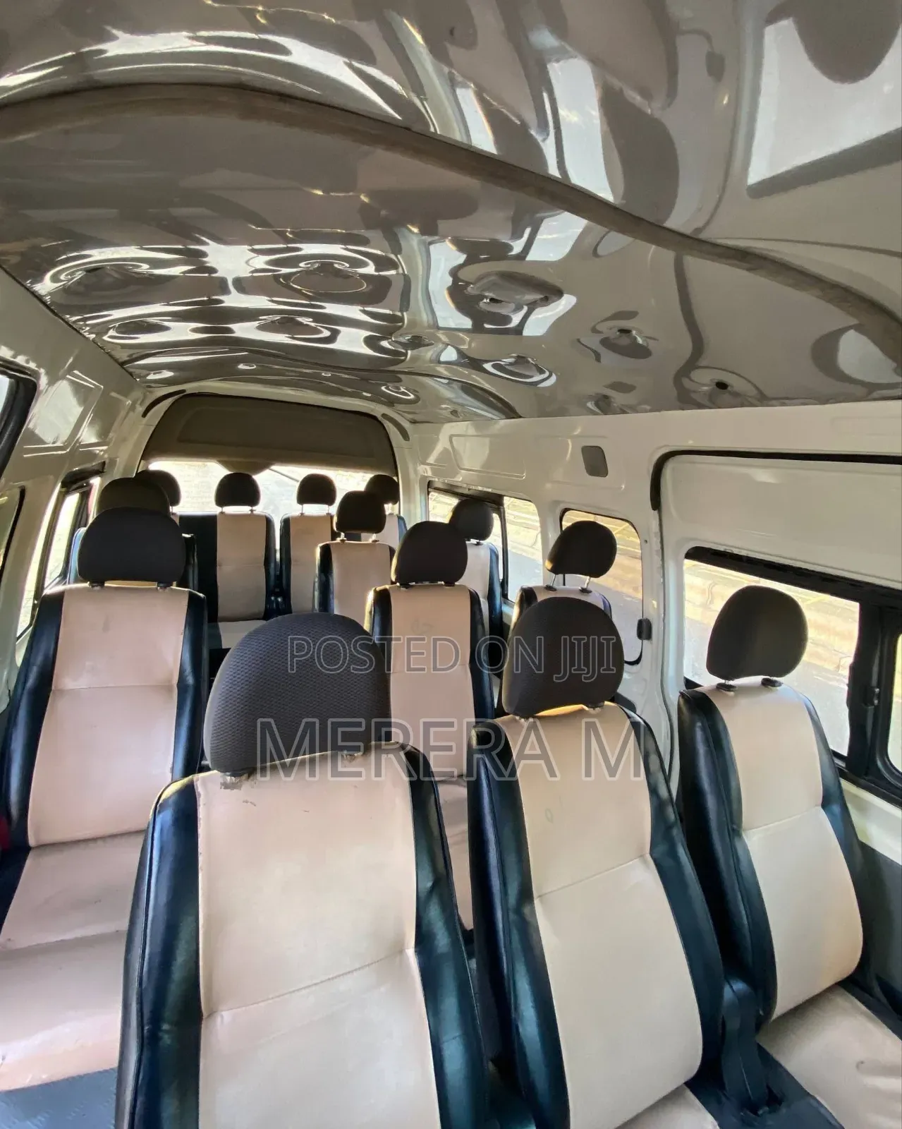 Toyota HiAce 2009 White