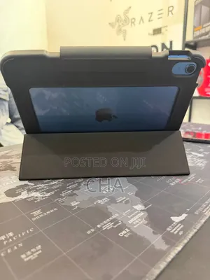 New Apple iPad (2025) 128 GB Blue