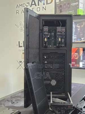 Server 32GB Intel Xeon HDD+SSD 1.5T
