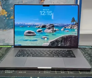 New Laptop Apple MacBook Pro 2021 M1 32GB Apple M1 Pro SSD 512GB