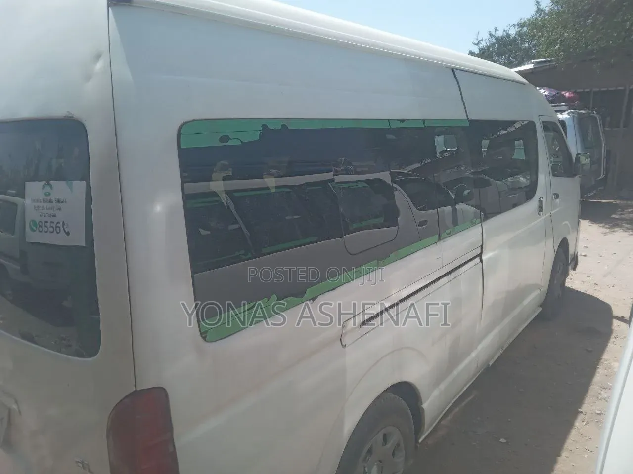 Toyota HiAce 2016 White