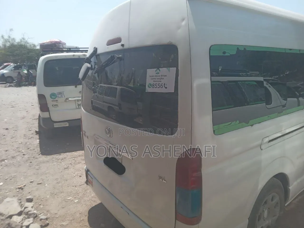 Toyota HiAce 2016 White