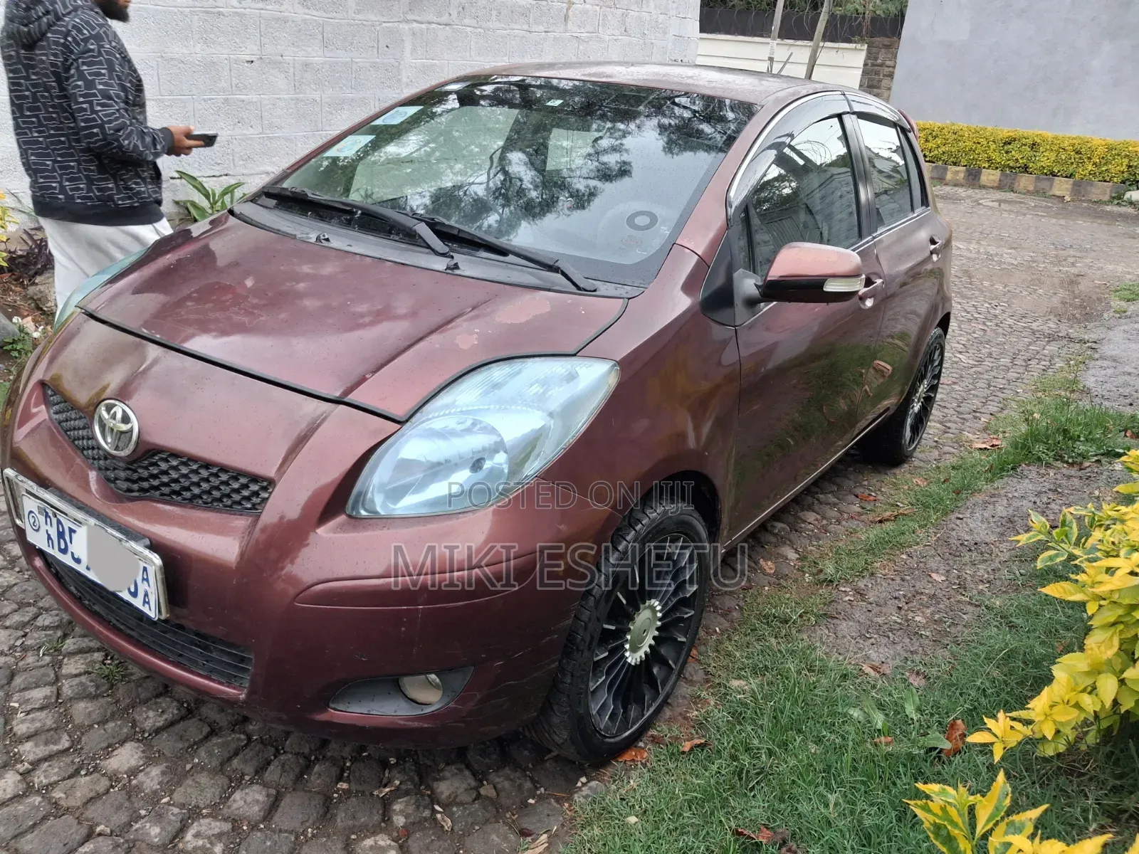 Toyota Yaris 2010 Burgundy
