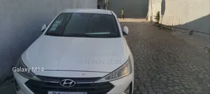 Hyundai Avante 2020 White