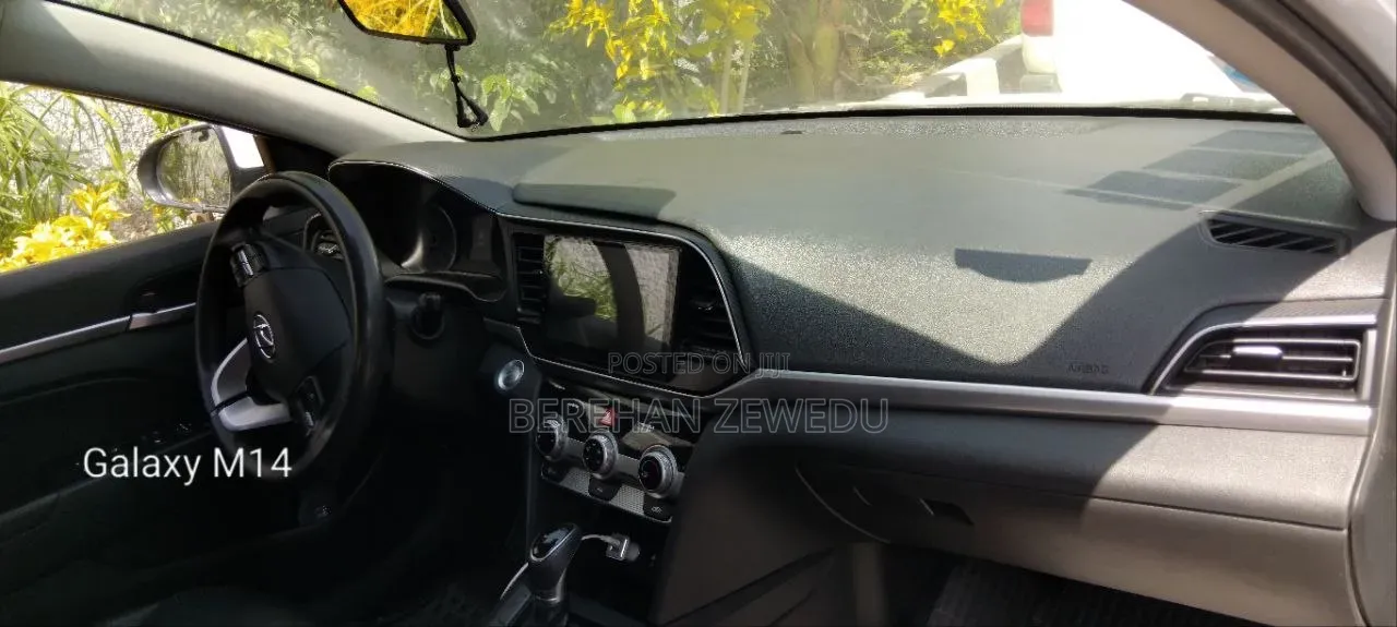 Hyundai Avante 2020 White