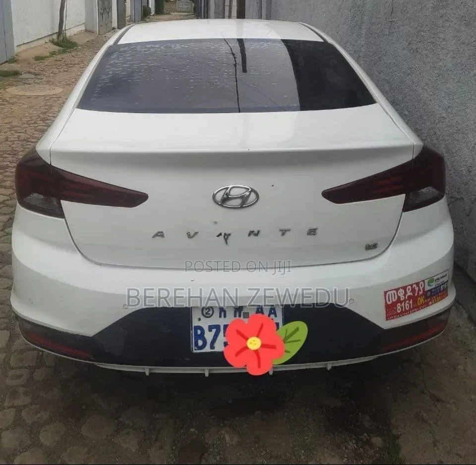Hyundai Avante 2020 White