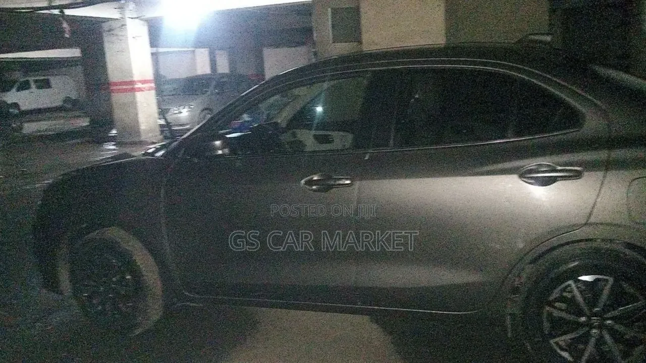 Suzuki Dzire 2023 Gray