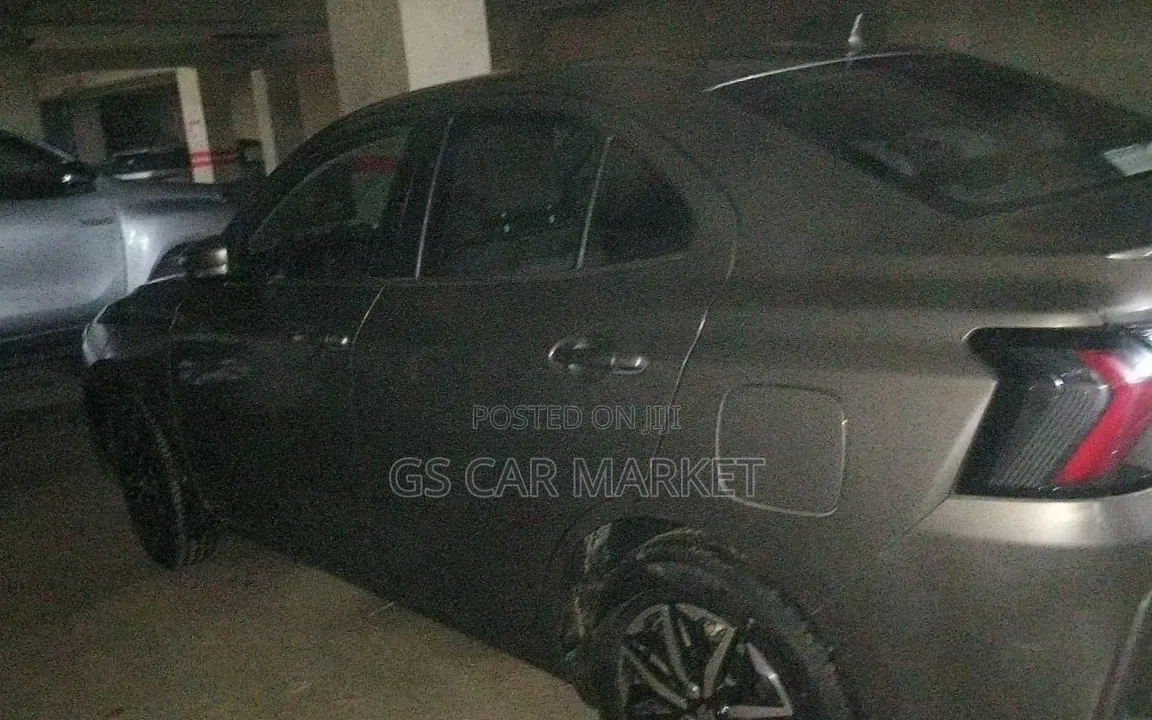 Suzuki Dzire 2023 Gray