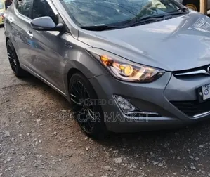 Hyundai Avante 2015 Gray