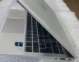 New Laptop HP EliteBook 830 G9 16GB Intel Core i5 SSD 512GB