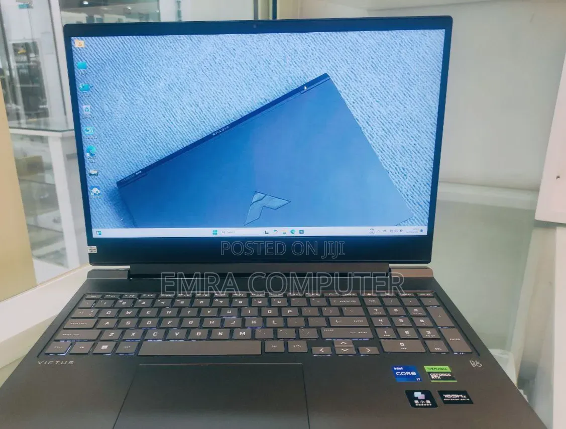 New Laptop 16GB Intel Core i7 SSD 1T