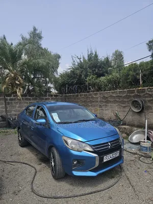 Mitsubishi Attrage 2022 Blue