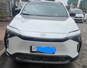 Toyota bZ4X 71.4 kWh FWD 2023 Ivory