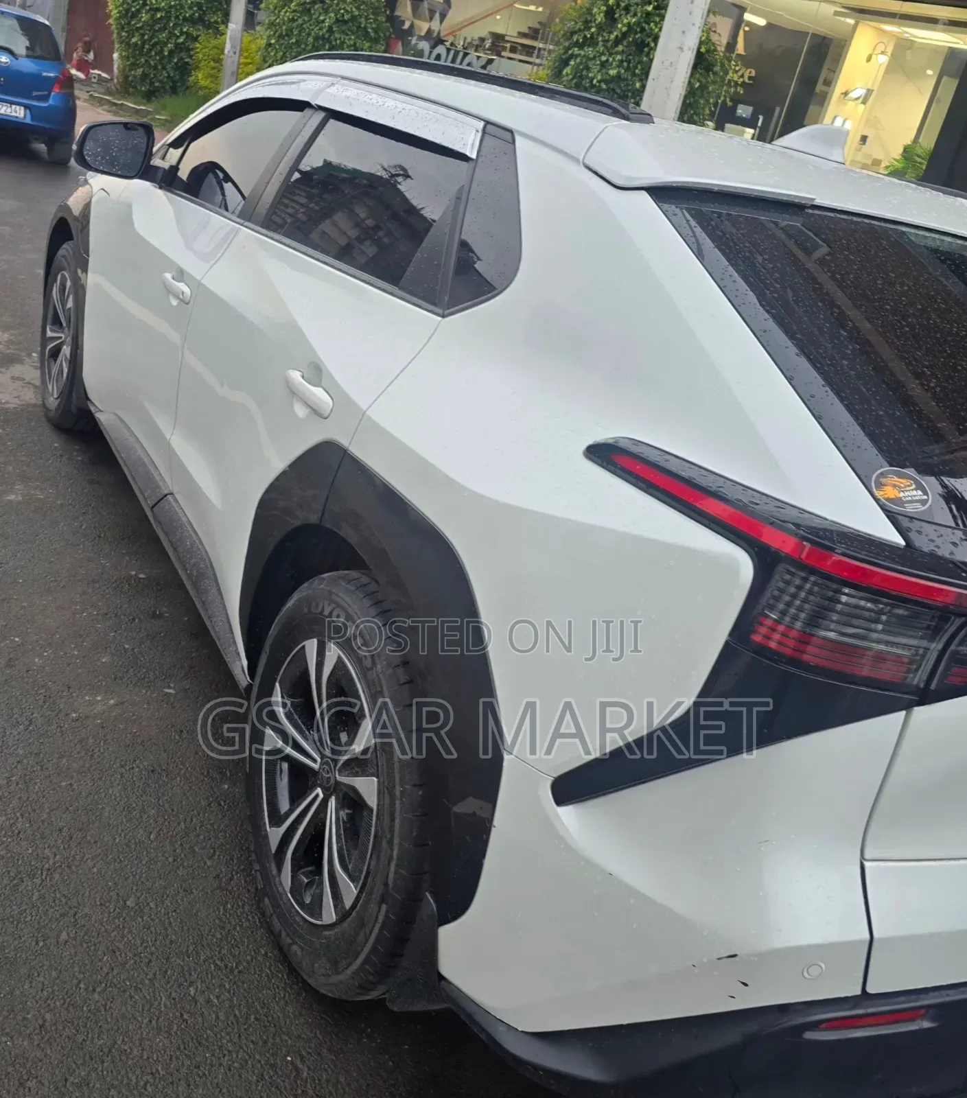Toyota bZ4X 71.4 kWh FWD 2023 Ivory