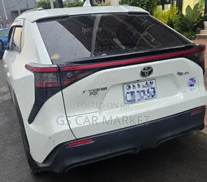 Toyota bZ4X 71.4 kWh FWD 2023 Ivory
