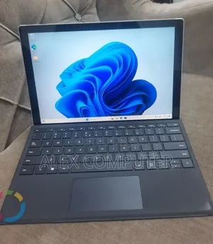 New Laptop Microsoft Surface Pro 7+ 16GB Intel Core i7 SSD 512GB