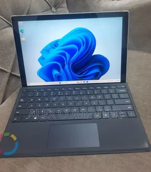 New Laptop Microsoft Surface Pro 7+ 16GB Intel Core i7 SSD 512GB