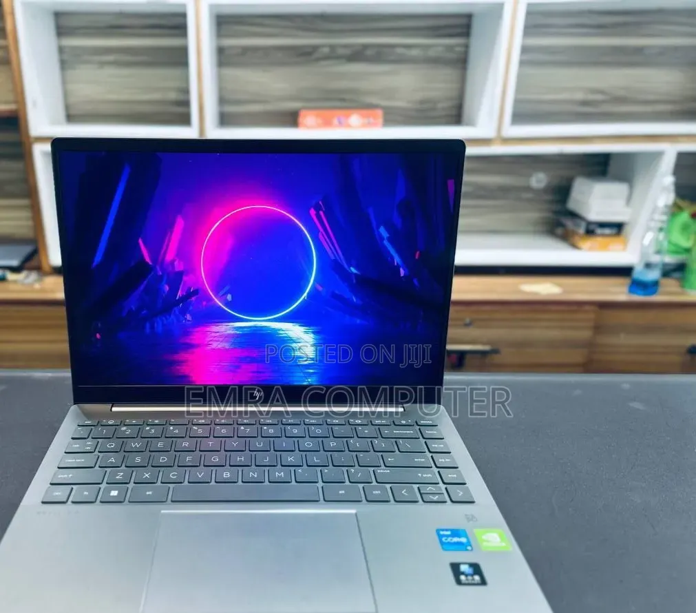 New Laptop HP 16GB Intel Core i5 SSD 512GB