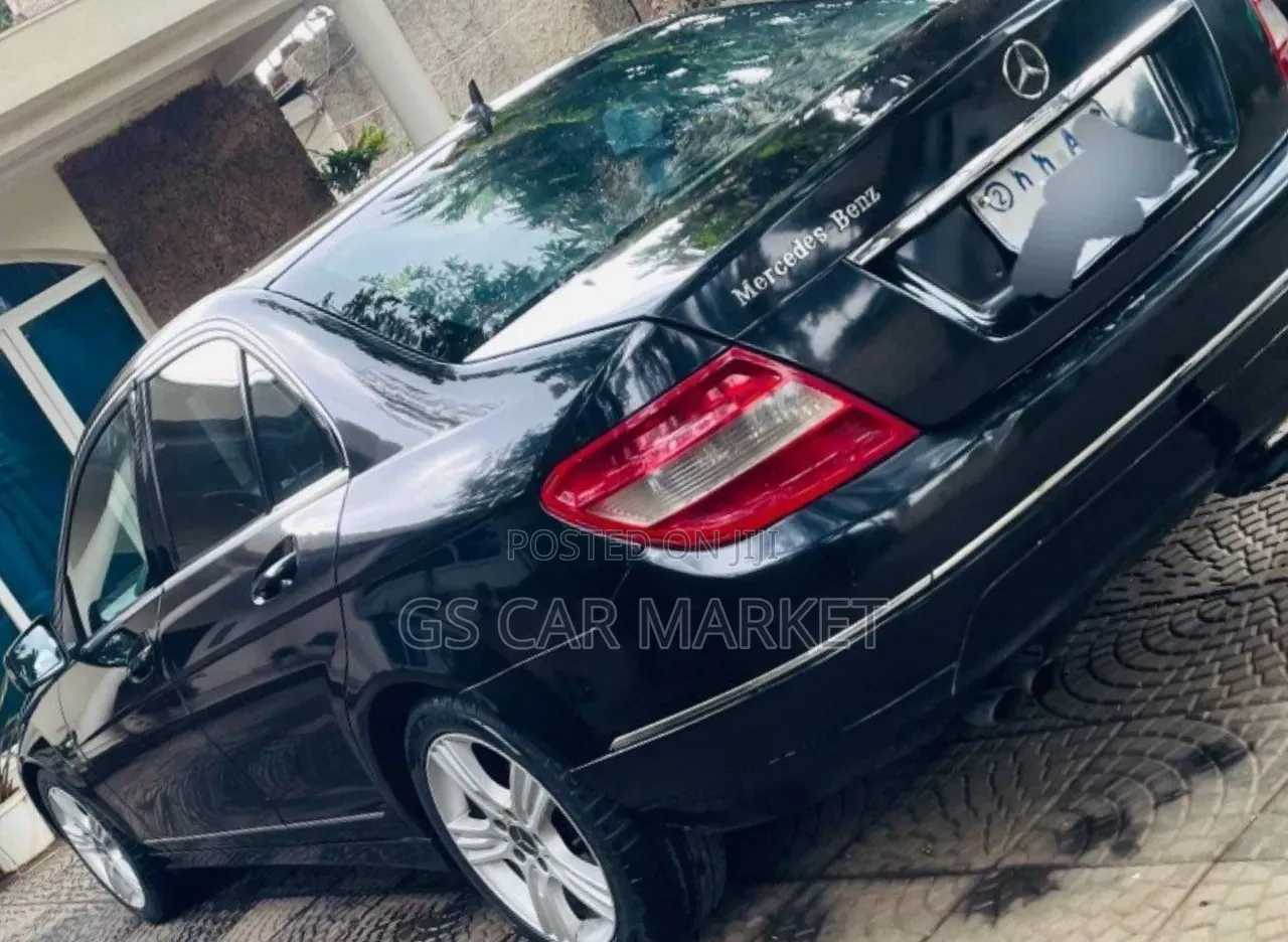 Mercedes-Benz C180 2008 Black