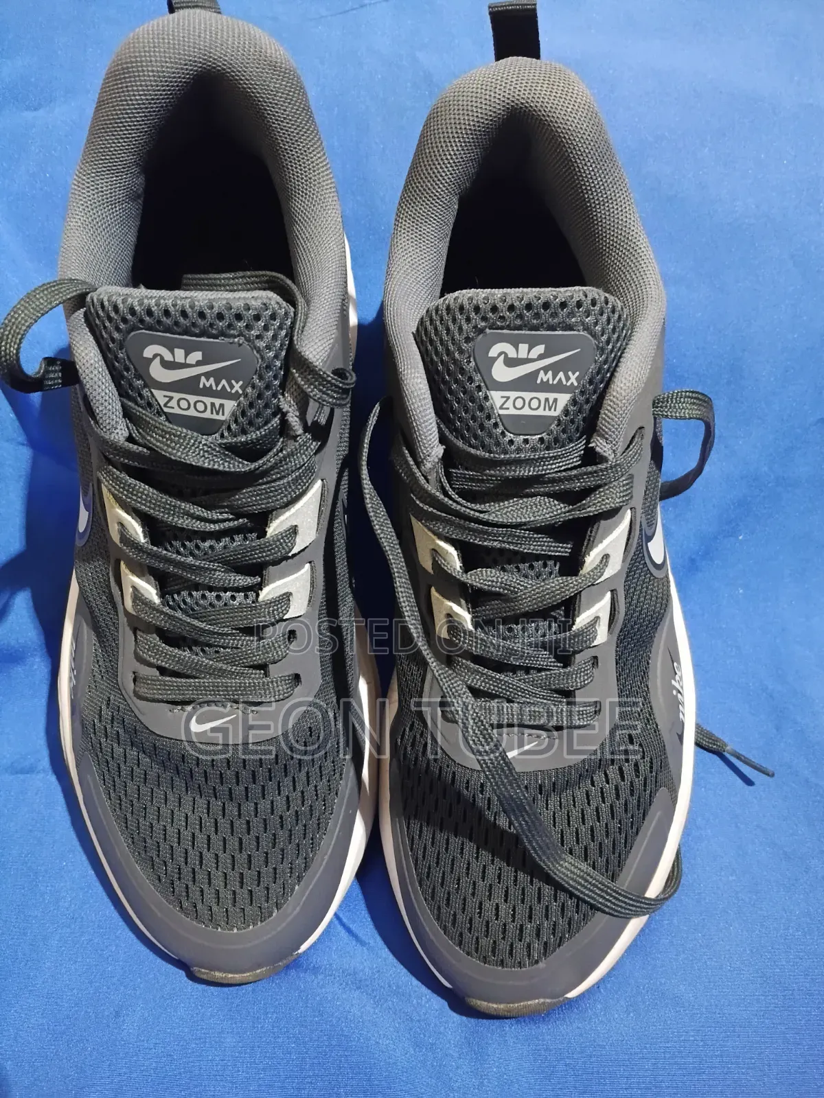 Nike Air Max Zoom Size 40