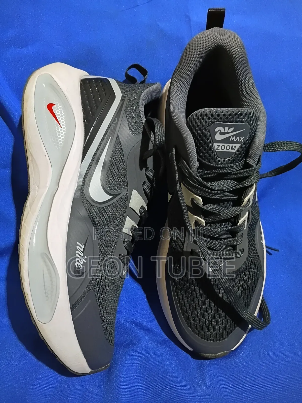 Nike Air Max Zoom Size 40