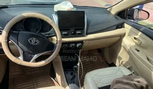 Toyota Yaris 2015