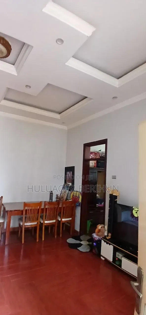 Furnished 3bdrm Villa in Bole for sale