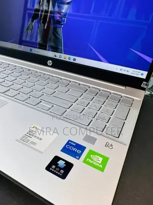 New Laptop HP 16GB Intel Core i5 SSD 512GB