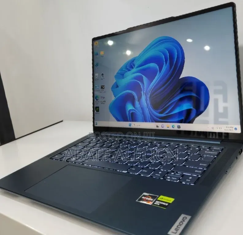 New Laptop Lenovo Yoga C930 16GB AMD Ryzen 7 SSD 512GB