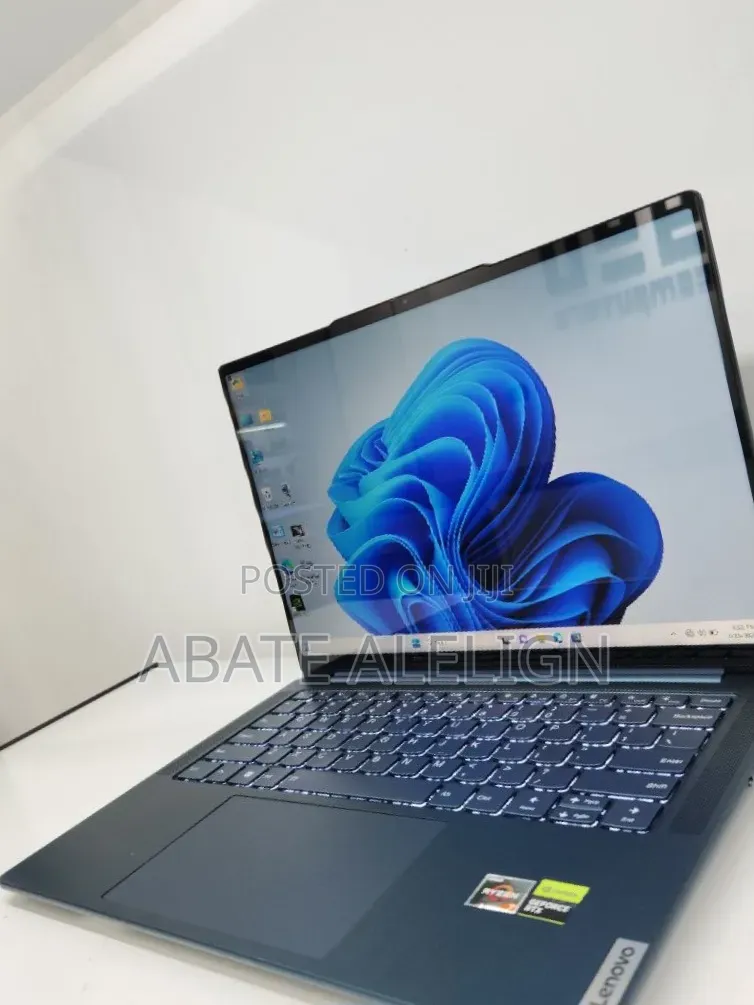 New Laptop Lenovo Yoga C930 16GB AMD Ryzen 7 SSD 512GB