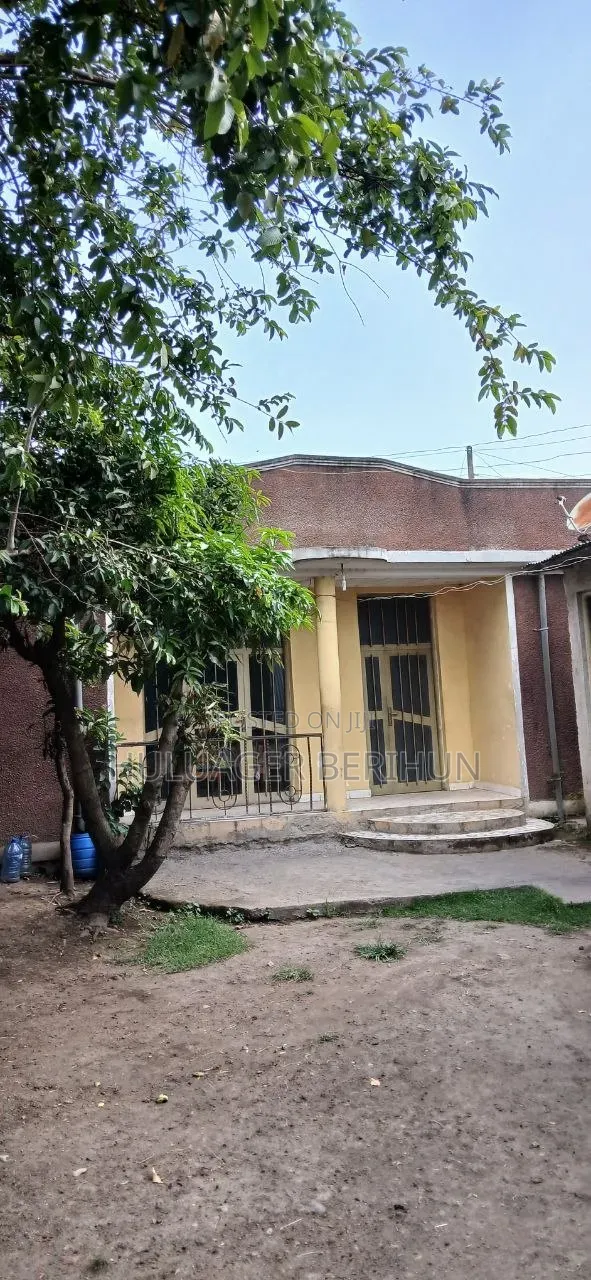 Furnished 3bdrm House in Akaky Kaliti for sale