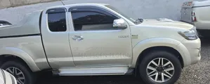 Toyota Hilux 2014