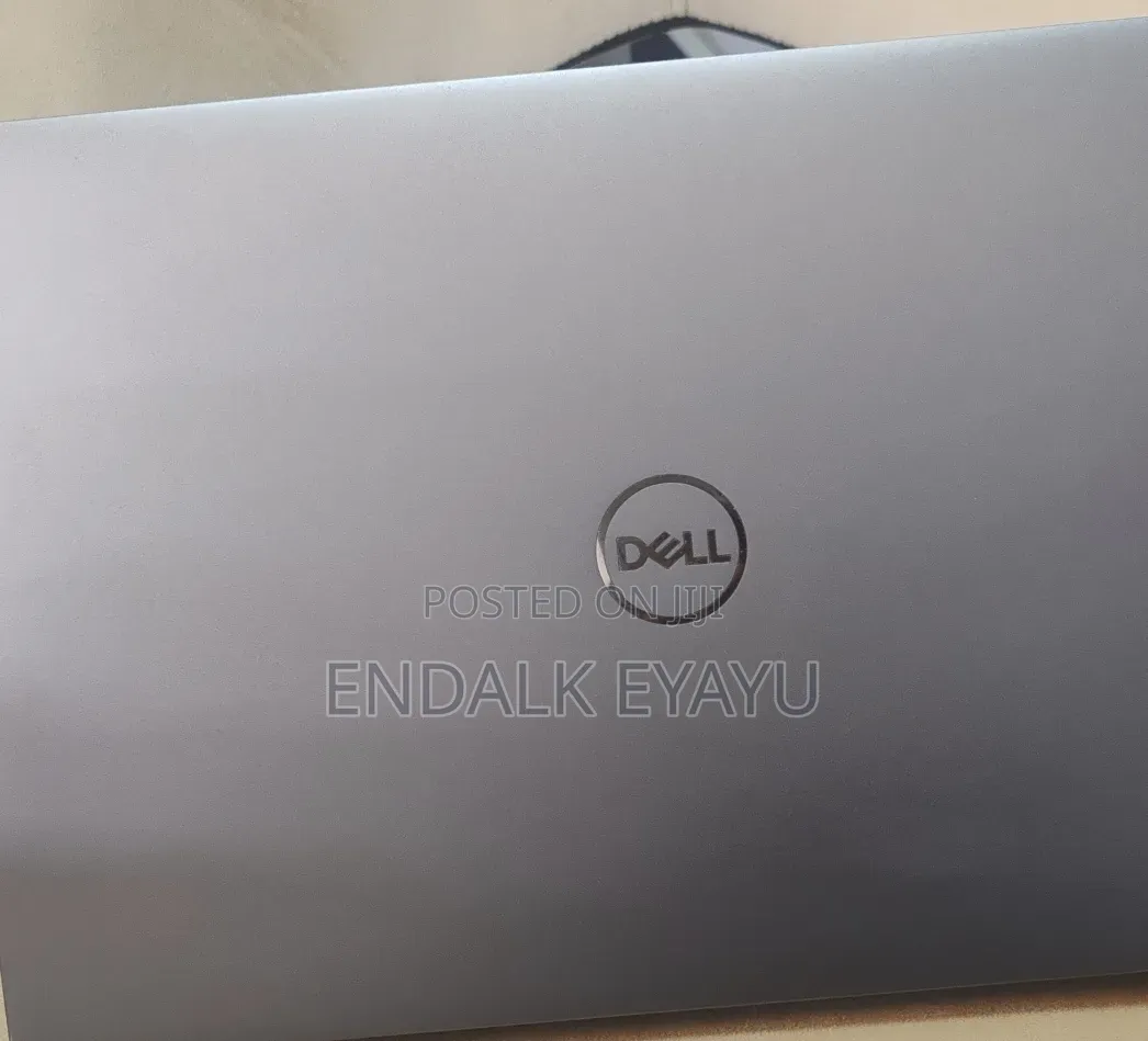 New Laptop Dell Precision 5570 32GB Intel Core i9 SSD 1T