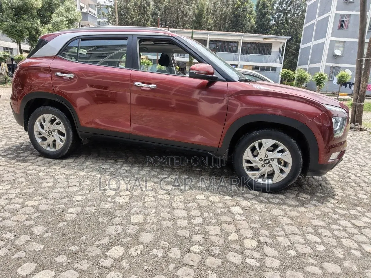 Hyundai Creta 2022 Red