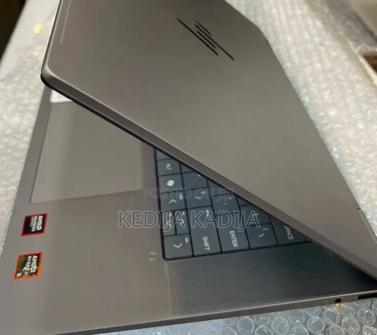 New Laptop HP OmniBook X Flip 14" 16GB AMD Ryzen 5 SSD 512GB