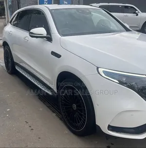 Mercedes-Benz EQC EQC400 4MATIC 2022 White