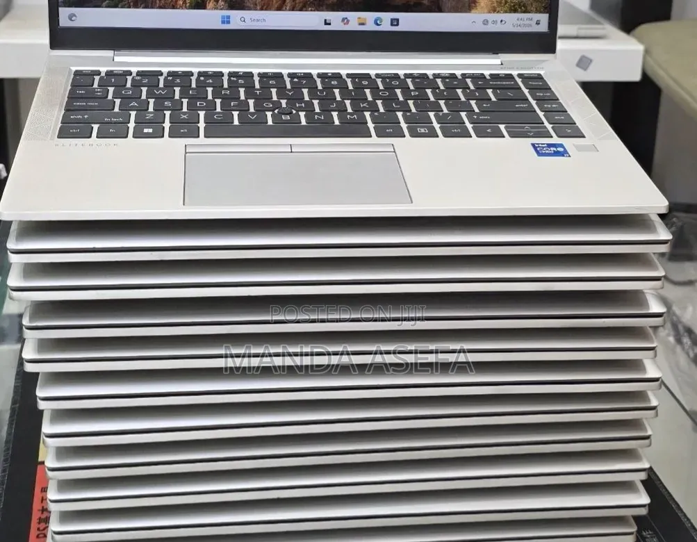 New Laptop HP EliteBook 840 G8 16GB Intel Core i7 SSD 512GB