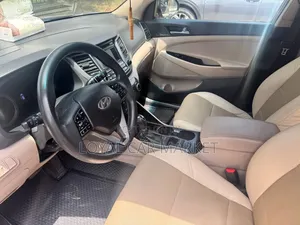 Hyundai Tucson 2017 Brown