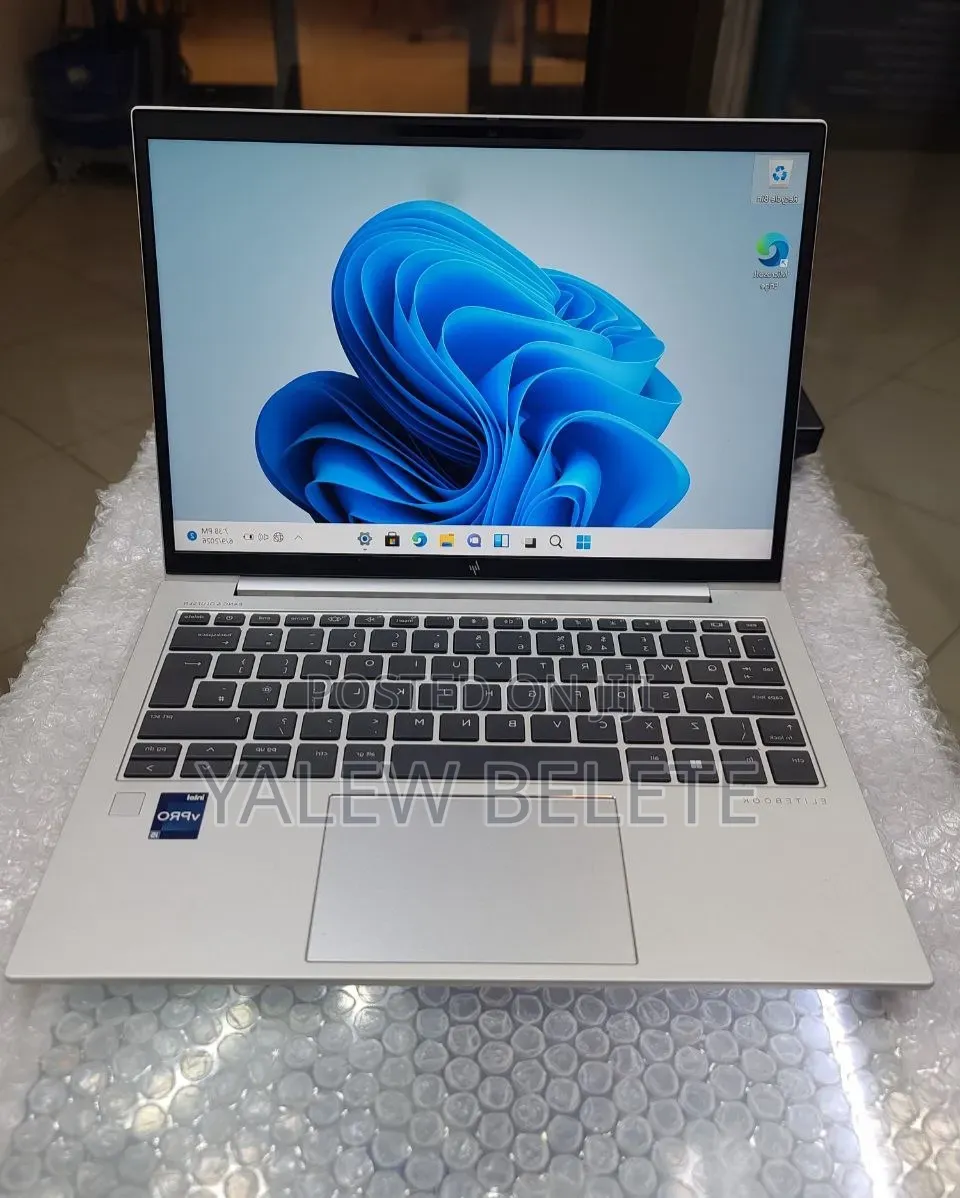 New Laptop HP EliteBook 830 G9 16GB Intel Core i5 SSD 512GB
